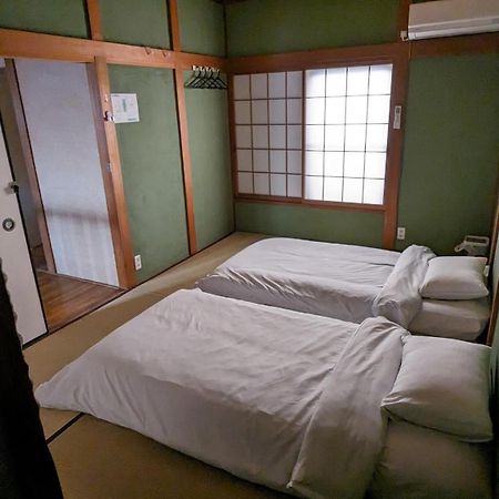 Kix House Waraku III 和楽三号館 Hotel Izumisano Buitenkant foto