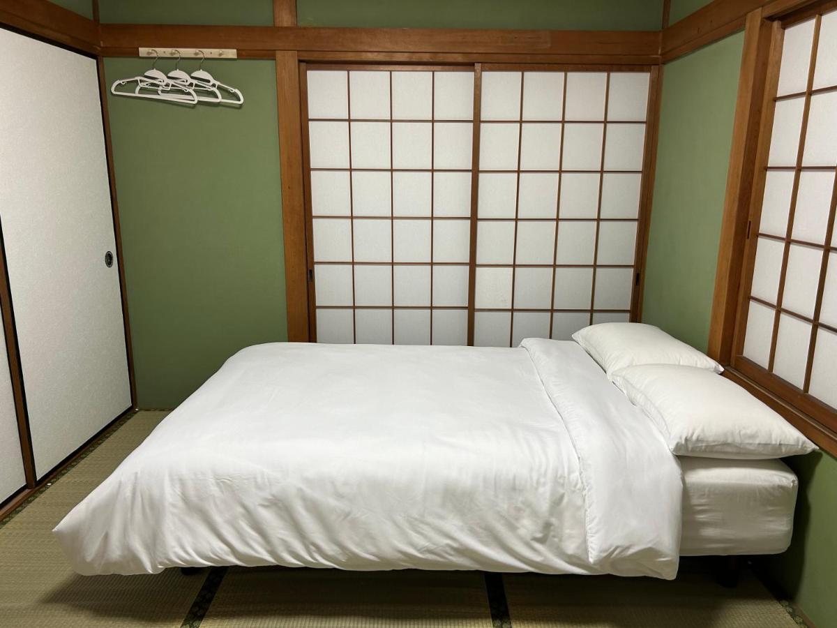 Kix House Waraku III 和楽三号館 Hotel Izumisano Buitenkant foto