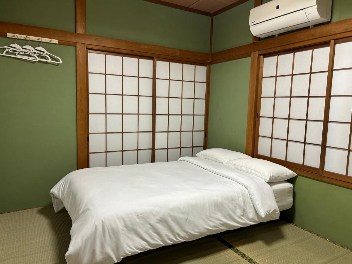 Kix House Waraku III 和楽三号館 Hotel Izumisano Buitenkant foto