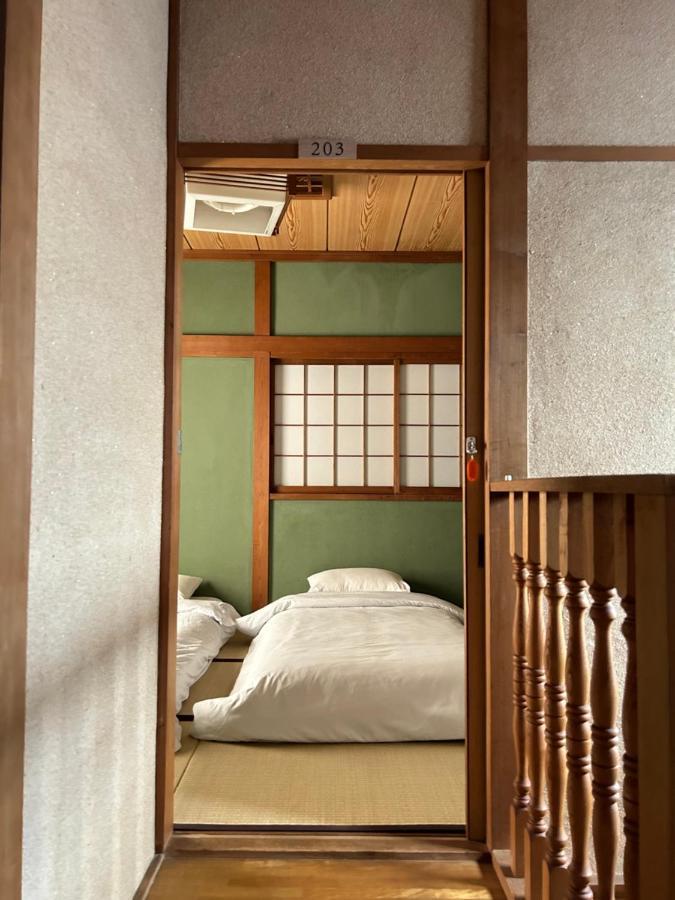 Kix House Waraku III 和楽三号館 Hotel Izumisano Buitenkant foto