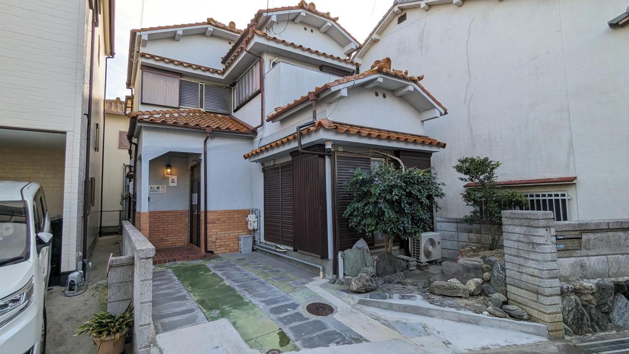 Kix House Waraku III 和楽三号館 Hotel Izumisano Buitenkant foto