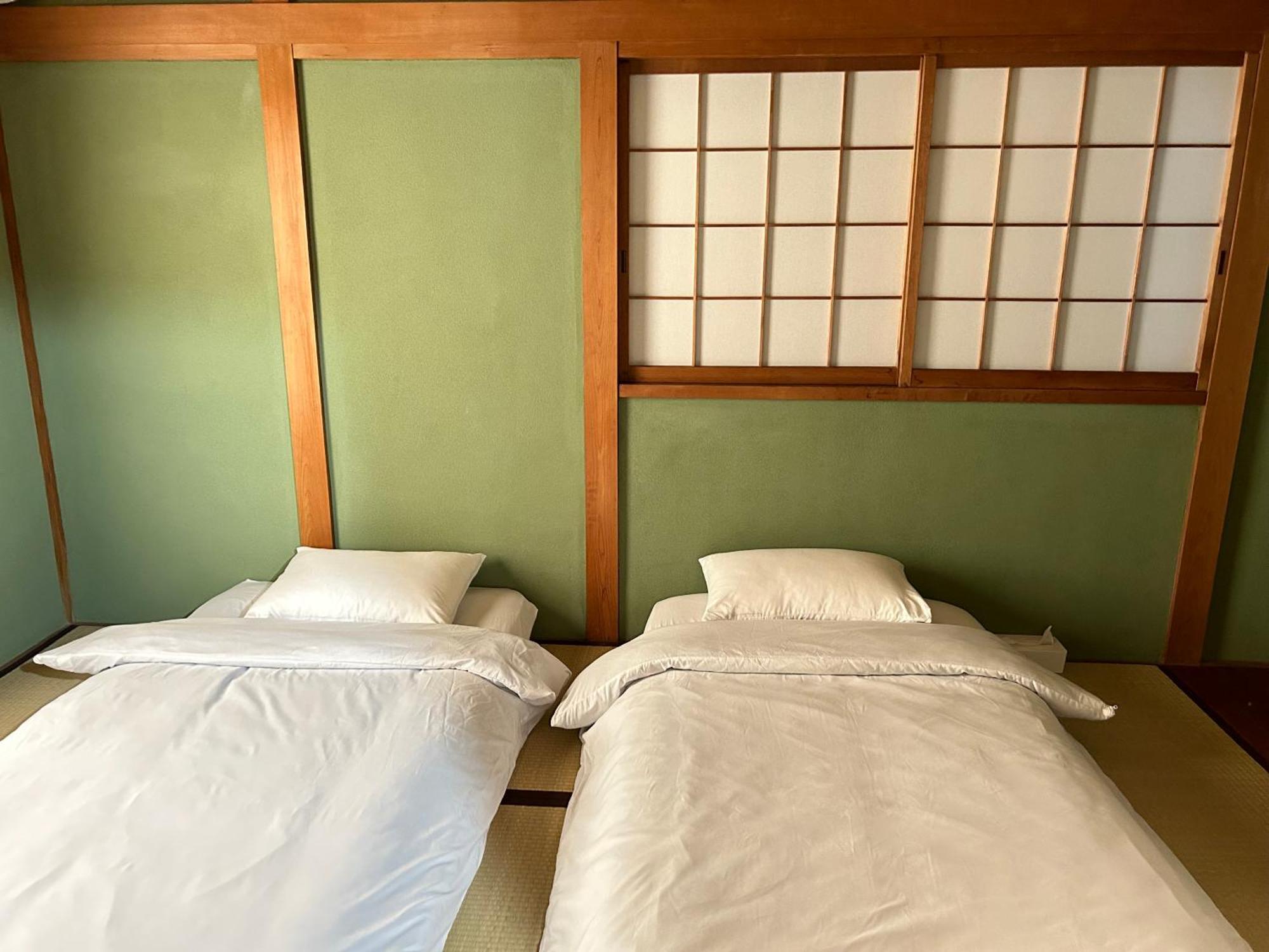Kix House Waraku III 和楽三号館 Hotel Izumisano Buitenkant foto